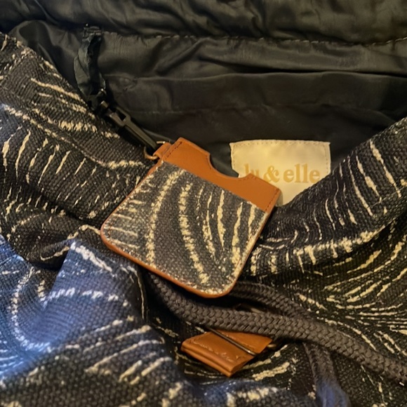 lu & elle Paradise Palm Backpack - Picture 5 of 7